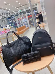 Popular cenário de 3 peças Designer Duffel Bag Men e Moda Saco de Viagem de Moda de Grande Capacidade Zíper aberto e fechado Colo