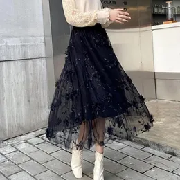 スカートMoonbiffy Luxury Woman Skirt Korean Fashion Elastic Waist Embroidery Floral Lace Mesh Long Gauze Ball Gown Faldas