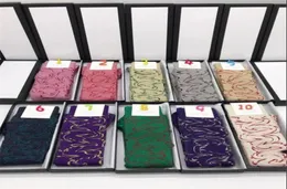 Designer Sport Algod Cotton Socks para mulheres 29 Cores Marcas de mulheres Carta vintage Meia de arame dourado Presentes de meia do meio9723299