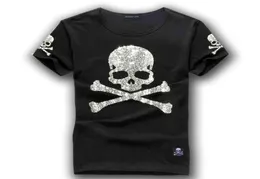 MMJ Mastermind Japan Shining Diamond Rhine Skull Gun O-Neck kortärmad bomullst-shirt Tee White and Black Color4096731