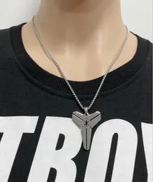 NUOVO ARIVO PENDANT BASKETBALL BASKEBLE UOMINO E DONNE FASHIO Titanio Steel Lakers Necklace Trendy Cool Jewelry5192927