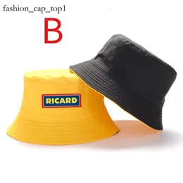 Designer Hat Ricard Bob Wide Brim Hats Bucket Reversible Reversible Ricard Unisexe Man Women Cotton Fisherman Caps Girl Boy Outdoor Sport Chapeau Bob Ricard Hat 1529