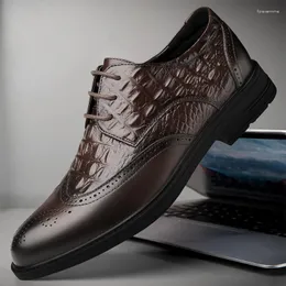 Buty zwykłe Krokodyl Wzór Oxford Dress Men Shoe Business Fashion Designer Wedding Formal Handel Leather for Original Handmade