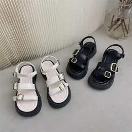 Dress Shoes Sandals for Woman Otwarty palec u nogi damski lato 2024 Obuwie czarna płaska platforma One Word Anti Slip Korea Daily F