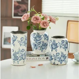 Vasen TV Chinesisches Leben und Pflanzenzimmer Blume Porzellan Vase Veranda Schrank Blau Dekoration weiße Flasche Keramik