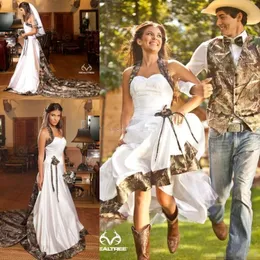 Elegante Camo Country Brautkleider Eine Linie Halfter Taft Tarnhochzeitskleid mit Hof Zug Cowboy Girl Outfits Gothic Bridal 243v