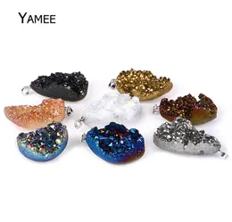 5pcs titanium opal weiß rohe mineralkristallquarz Geode Druzy Anhänger für Schmuck Herstellung Halskette Chakra Naturstein Pendel2500016