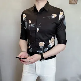 Męskie koszule Summed Overagize w kwiatowy nadruk koszulka Hombre pół rękawów Szczupłe przyciski Bluzka Męska Koreańska Moda Modna Top Mężczyźni