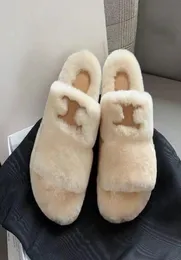 2021 Desiner Women Winter Plush Slippers Indoor Le Shoes Fox Fox Fur Fur for Womens Slides Flip Flops Top Quality2812807