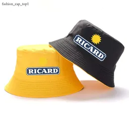 Дизайнерская шляпа Ricard Bob Wide Brim Sats Bucket Summer Readversible Ricard Unisexe Man Женщины хлопковые рыбацкие кепки для девочки мальчик для мальчика на открытом воздухе спорт шляпа Bob Ricard шляпа