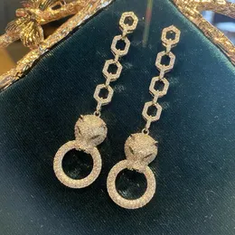 Europa America Fashion Schmuck 14K Gold plattiert Luxus Tier Leopard Anhänger Ohrring Elegante Frauen Hochzeitsfeier Accessoires 240430