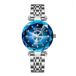 腕時計女性の海洋ハートライトラグジュアリークォーツウォッチダイヤモンドフェイスブライトマルチフェセットガラスの防水