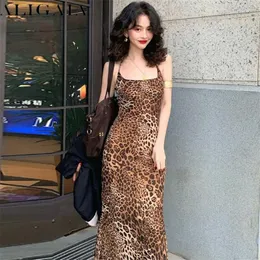 Casual Dresses Aligaia 2024 Womens Halter Neck Sleeveless Leopard Print Long Dress Vacation Outfits Female Lace-up Slit Evening Party Club