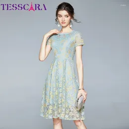 فساتين الحفلات Tesscara نساء الصيف فستان الدانتيل الأنيق فيستا رداء عالي الجودة رداء Femme Vintage Designer A-Line Vestidos