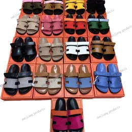 Designer Sandals Women Slides Slifor Brands Sandal Leat Slide Slipper Suede cursori di lusso per uomini Scarpe da donna Piattaforma Slide Summer Flat Beach Sandalo Dimensioni 35-45