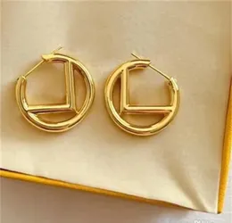 Küpe Tasarımcı Takı Yüksek Sınıf Altın Küpe Yüksek Sınıf Zarif Mektup Tasarım Küpe Moda Mücevherleri Zarif Basit Küpeler Sevgililer Günü Hediyesi