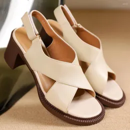 Sandaler Kvinnors äkta läderskorsband Öppen tå Chunky hälen ol Style Kvinnlig högkvalitativ mjuk bekväm pumparskor kvinna