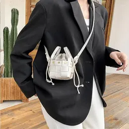 숄더백 양동이 작은 가방 여자. 2024 Fashion PU Messenger Bag. 모든 매치 미니