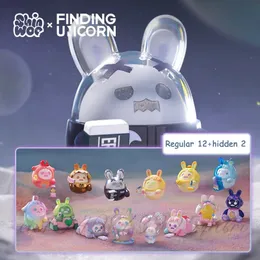 Shinwoo the Lonely Moon Series Blind Box Toys Mystery Mistery Figure Caja Surprise Kawaii Model Gift 240426