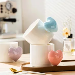 Kubki Design Heart Design Kawa Kreatywna ceramiczna filiżanka do soku z herbaty mlecznej Taza biuro dom słodki zestaw podarunkowy Para dziewczyna 330 ml