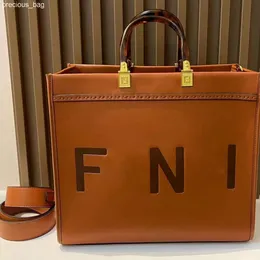 2024 große Kapazität Einkaufstasche Sonnenschein Taschen Vintage Schulter Handtasche Geldbörsen Frauen Leder Goldener Buchstaben Kopf Porträt Frauen