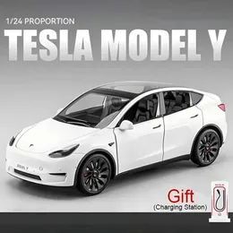 Dascast Model Cars 1/24 Skala Tesla Model Y Die-Casting-Legierungsspielzeugmodell-Autosimulation mit Schall- und leichter Abzugsfunktion für Boy Toy Giftsl2405