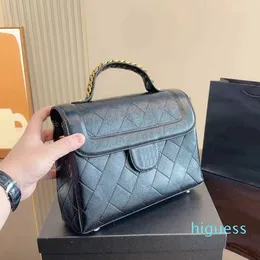 2024 new vintage luxury brand handbag women chain handle designer bags flip shoulder Large Capacity handBag luxurys handBag crossbody purse totes