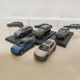 Diecast Model Cars 1 64スケールXC90 S90 V90 XC40 C40 XC60車両合金車モデルダイキャストおもちゃコレクティブルお土産Carsl2405