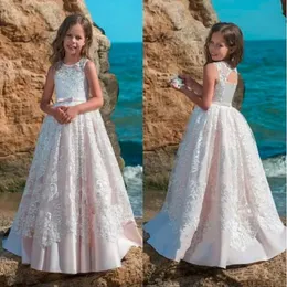 Blumenmädchenkleider für Hochzeit Lace Girls Festzugskleid Kinder Erste Kommunion Prinzessin 240428