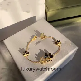 Braccialetti di gioielli di fascia alta Vancleff per la donna Seiko Lucky Clover Five Bracciale Flower Popular on con lo stesso e leggero design di lusso originale 1: 1 con vera scatola logo