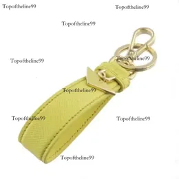 designer Men's car shoes Handmade leather keychains men's and women's bags pendant accessories Original edition