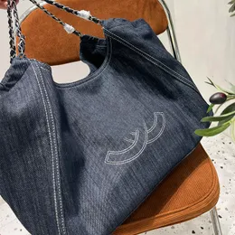 Retro Trend Leather Denim Luxury Open Large Capacity Tote Metal Leather Wear Single Chain Single Shoulder Crossbody Underarm Banket Bag Designer Bag Casual Bags 44