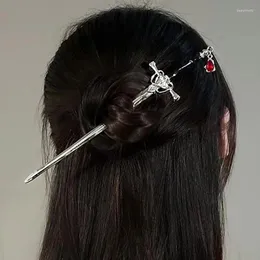 Hårklipp Creative Sword Ruby Pendant Hairpins Vintage Chinese Style Sticks Punk Hairpin Women Trendy Pin Dish Accessories