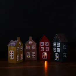 Titulares Tingke estilo nórdico Casa de cerâmica Candlestick Retro European House Forma Cerâmica Ornamento Simples Decoração em casa Presente de Natal