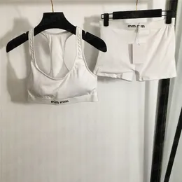 Designers baddräkt kvinnor delade bikini brev sport väst shorts underkläder set sommar sexiga trosor badkläder