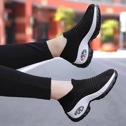 Sıradan ayakkabılar kadın spor ayakkabılar moda siyah spor nefes alabilen örgü hafif hava yastığı kaymaz koşu ayakkabısı zapatillas