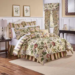 Springs Modern Farmhouse Floral Comberter - 4 -częściowy odwracalny pełna/królowa pościel w kolorze pergaminowym - Przytulny i stylowy wystrój sypialni