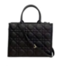 Outdoor Bags Early Spring Tote One Shoulder Large Capacity Diamond Patterned Soft Calf Leather