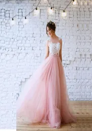 2017 Nowa romantyczna linia Długie sukienki druhny aplikacje białe i różowe tiulowe sukienki imprezowe szatę de soiree4917240