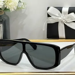 Designers rectangular frame sunglasses with classic metal and acetate sheet frame paired with connected high definition lenses C5495 neutral luxury goggles