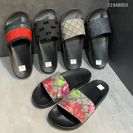 sandals slides designer slipper ltaly men geranium Floral Brocade Luxury bathroom Slippers summer Flip Flops Womens Fashion Striped Beach Sandal pantoufle