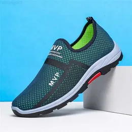 Kleidungsschuhe Nicht-rutschblau breite Herrenschuhe lässige süße Schuhe Basketball Männer Sneakers Sport Sneakery Tenix Ttens von China Shoos 240506