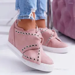 Fitness ayakkabıları Cyincos Casual Flat Artı Boyut 43 Kadın Sneakers Bayanlar Süet Bow Tie Üzerinde Vulkanize Kadın Ayakkabı