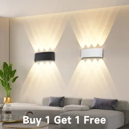 Decorazioni Luci da parete interna moderna 110 V 220 V Lampada impermeabile per esterni per esterni per esterni Pronali leggeri per soggiorno camera da letto 4/6/8W