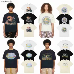 2024 TシャツのRhudeハイエンドデザイナー服スプリングスマーファッション湖ココナッツツリーランドスケーププリント1：1のオリジナルタグのある男性用のピュアコットン短袖Tシャツ