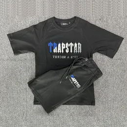 Trapstar T Shirt Męskie Tshirts Trapstar Tracksuit Tiger Tracksuit list haftowane krótkie rękawy UK WIERTOWANIE LONDYCJE Koszule i szorty