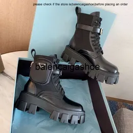 pradshoes stövlar 2023 kvinnor prades designer pradess överdimensionerade läderskor ankel martin monolit boot militär inspirerad stridsplattform botten nylonbouch med ba