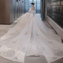 liniowe ślubne sukienki długie seksowne aplikacje na ramię cekiny 3D Diamenty koronkowe fałdy z koralikami długość podłogi suknie ślubne na zamówienie abiti da sposa
