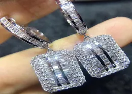 Серьги модного обруча для женщин -ювелирных изделий Slim 18k белого золота Bling Baguatte CZ Women Hoops 4207560