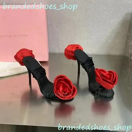 MAGDA BUTRYM FAUX-PEARL ROSE Stiletto Sandalsparty Dress Shoes أحذية جلدية حقيقية حزام في الكاحل مفتوح أصابع الصنادل ذات الكعب الفاخر لأحذية الزفاف للسيدات